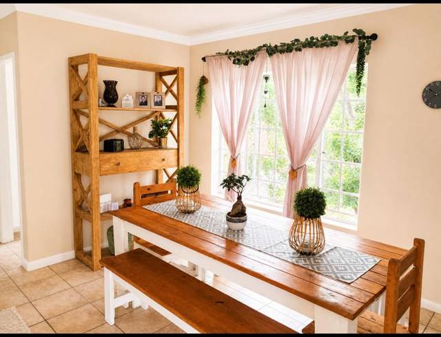 2 BEDROOM TOWNHOUSE FOR SALE IN THE REEDS